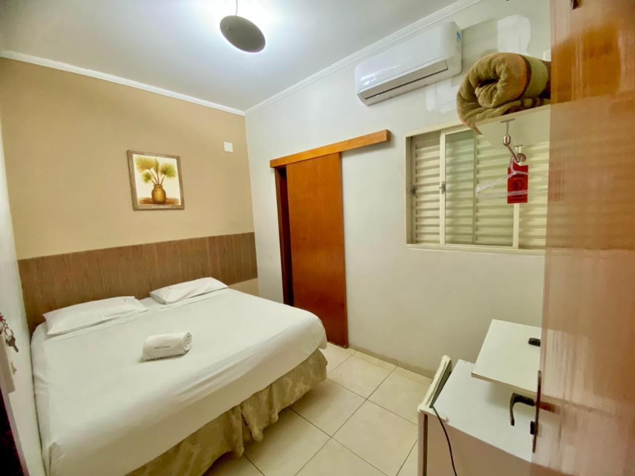 Hotel Savana Olimpia Exterior photo